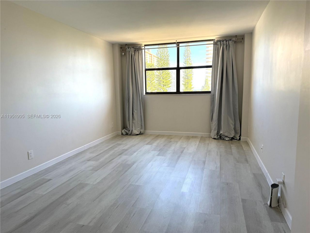 290 174th St, Unit 714, Sunny Isles Beach, FL 33160 Photo