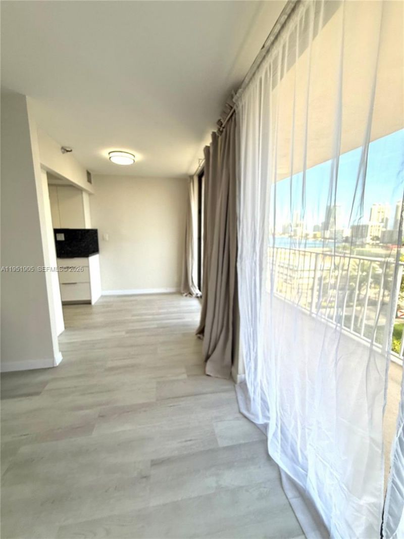 290 174th St, Unit 714, Sunny Isles Beach, FL 33160 Photo