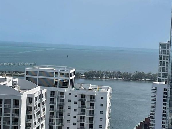 1200 Brickell Bay Dr, Unit 3921, Miami, FL 33131