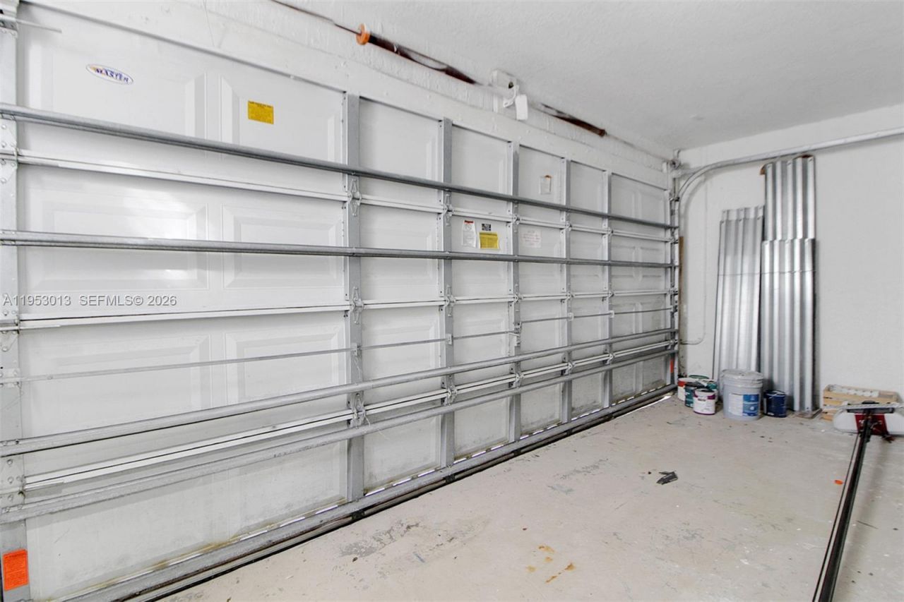 9008 SW 211th Ln, Cutler Bay, FL 33189 Photo