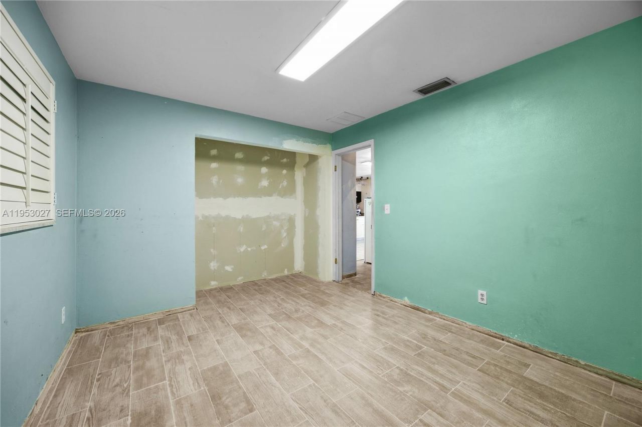 1526 NE 4th Terrace, Cape Coral, FL 33909 Photo