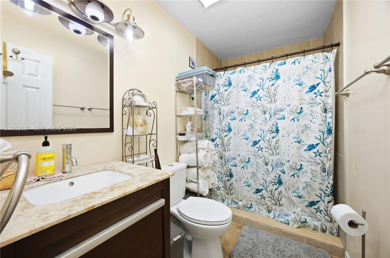 1526 NE 4th Terrace, Cape Coral, FL 33909 Photo