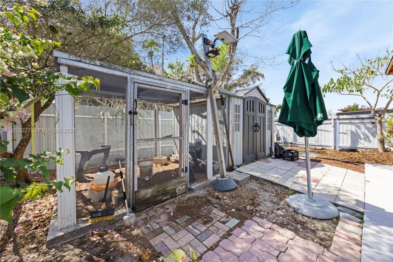 1526 NE 4th Terrace, Cape Coral, FL 33909 Photo