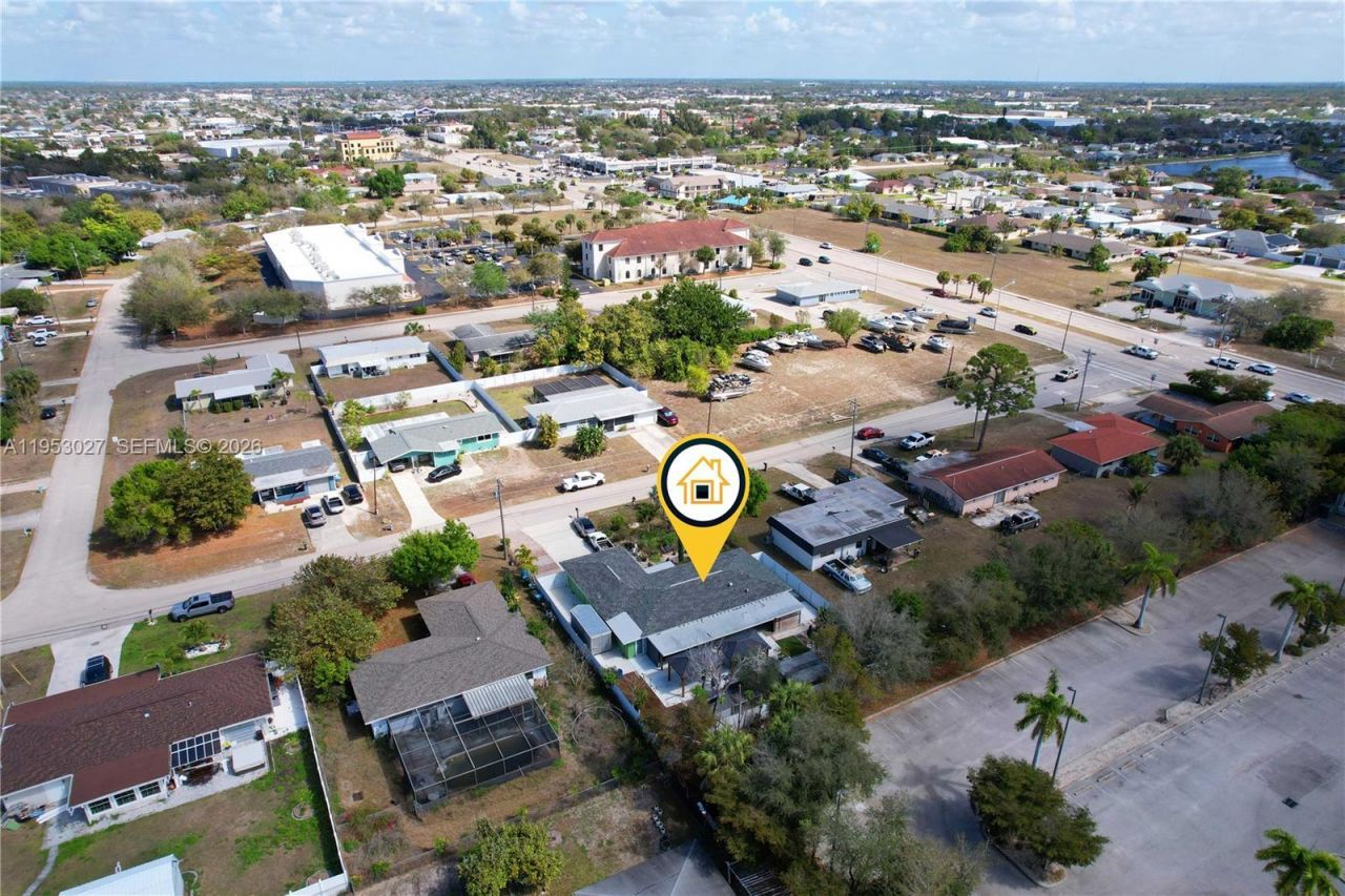 1526 NE 4th Terrace, Cape Coral, FL 33909 Photo