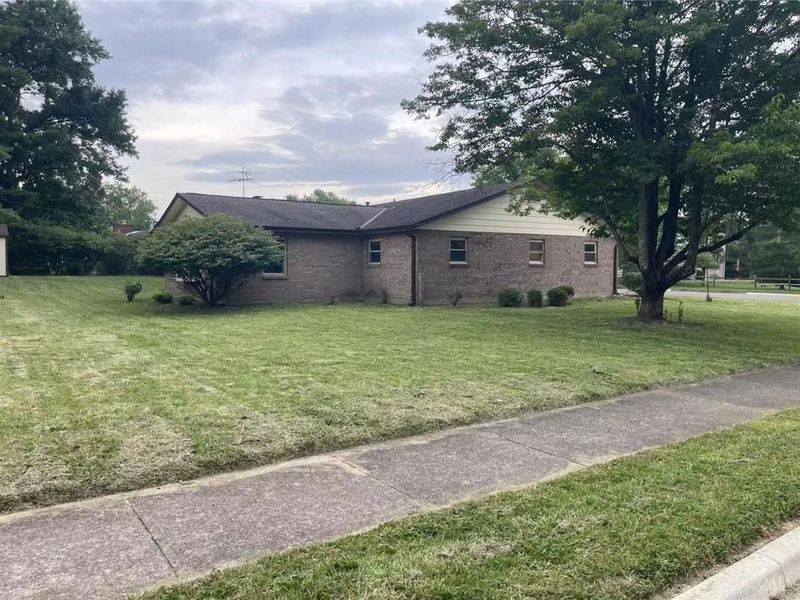 1020 Tollgate Drive, Oxford, OH 45056 Photo 4