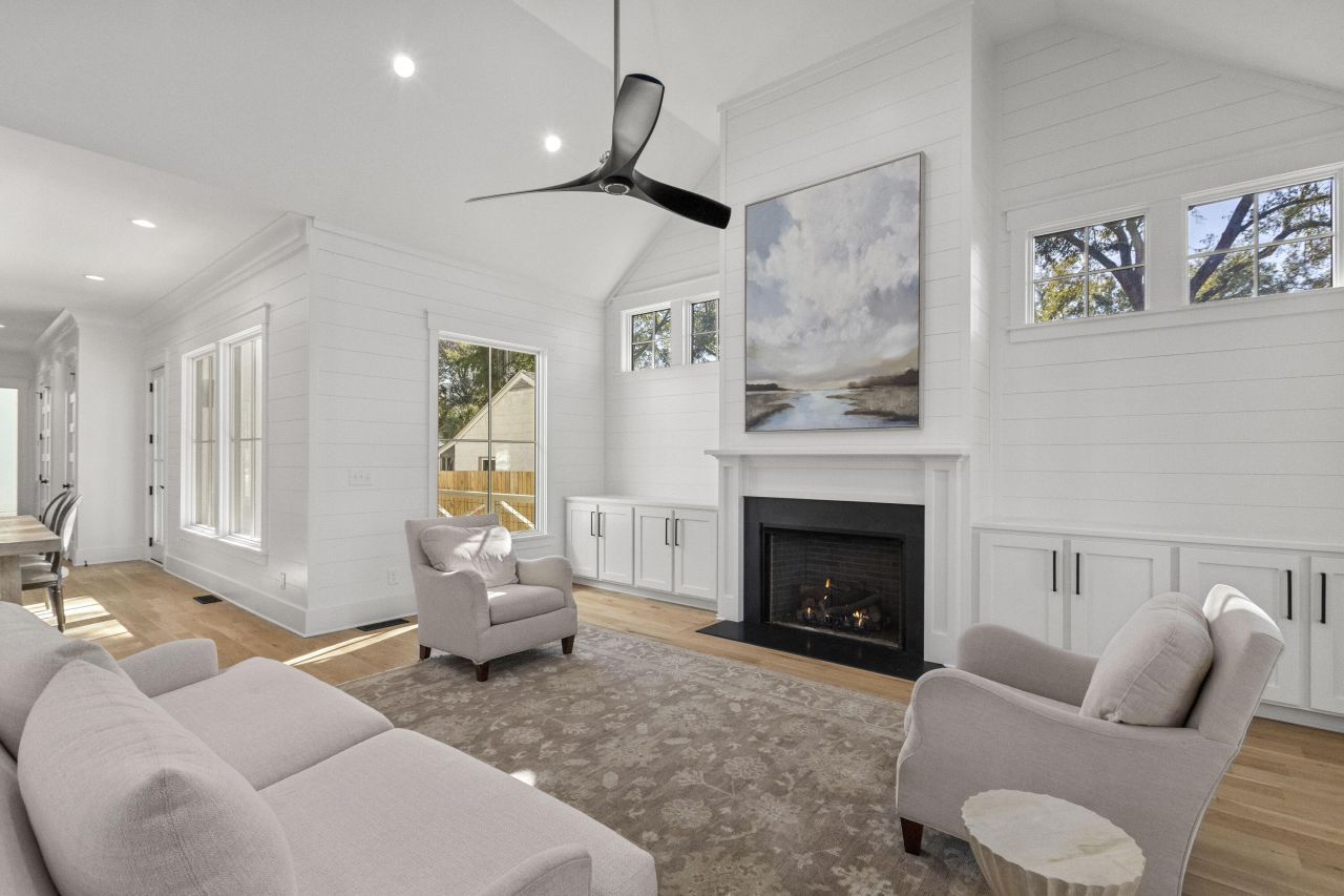 680 Atlantic Street Photo 18