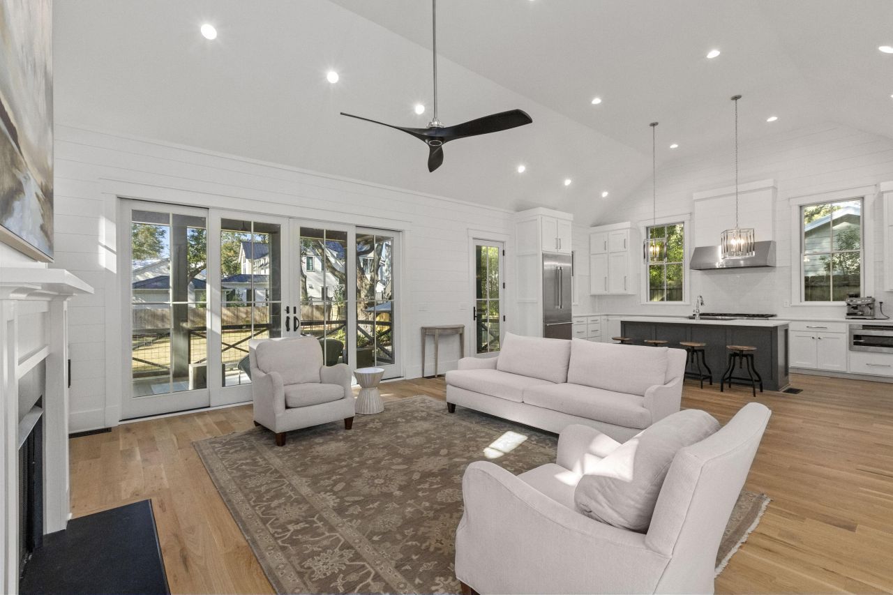 680 Atlantic Street Photo 21