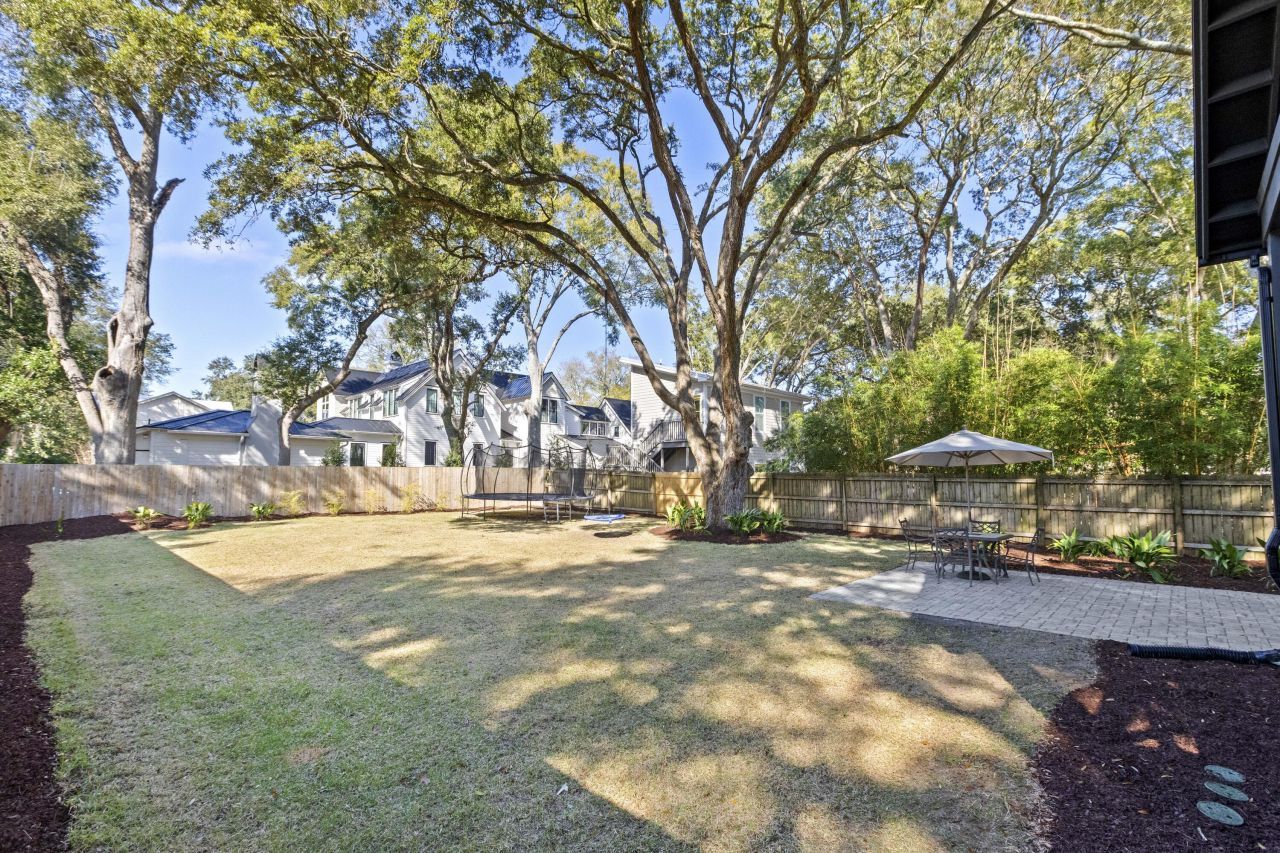 680 Atlantic Street Photo 55