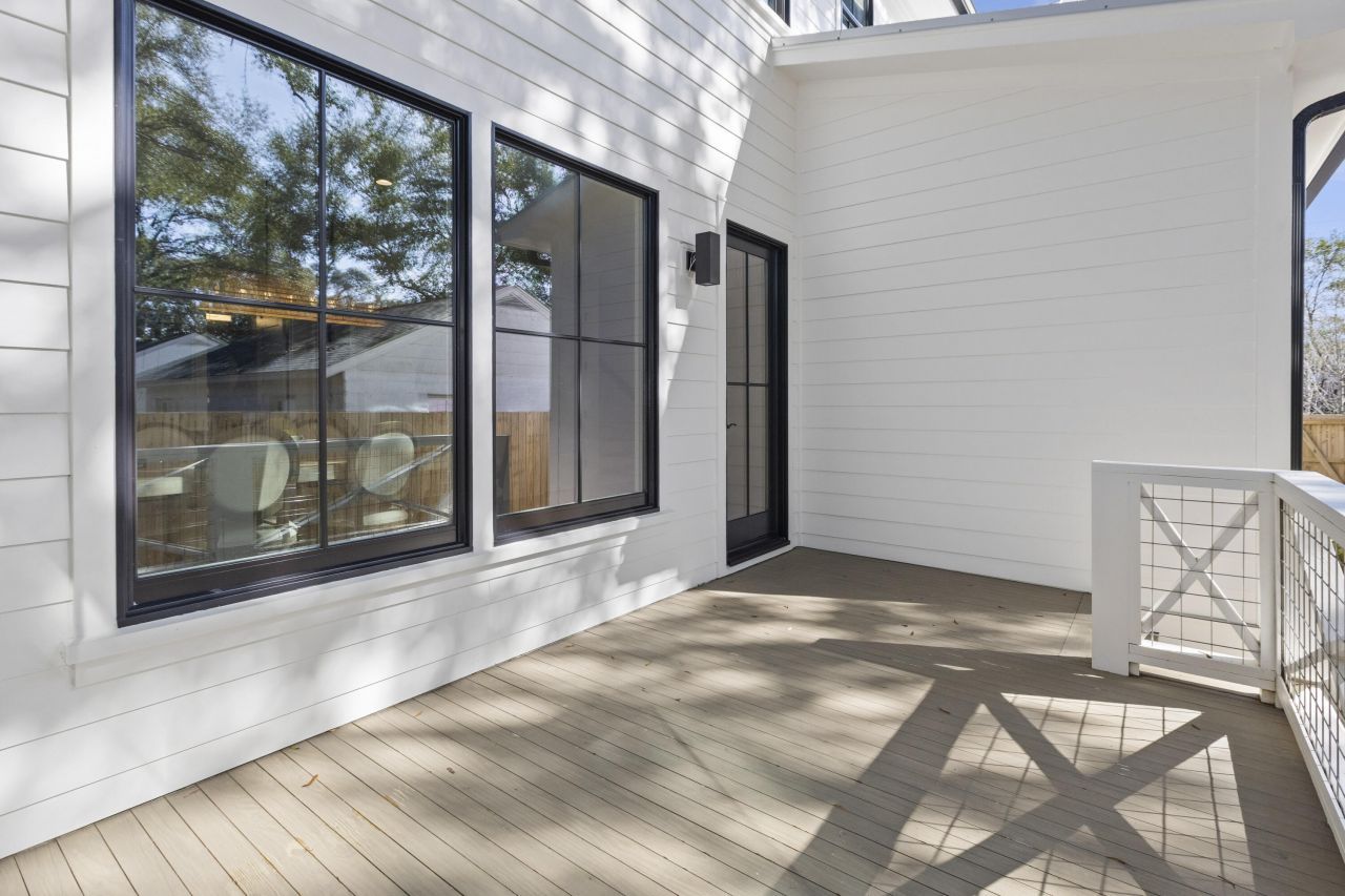 680 Atlantic Street Photo 58