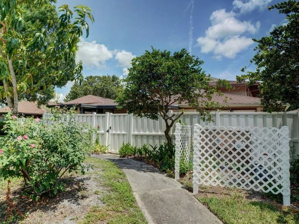 7223 SAN LUIS COURT, TAMPA, FL 33634