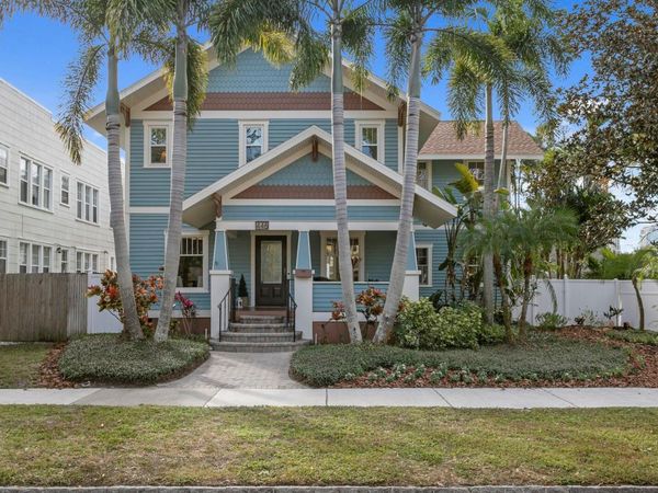 446 13TH AVENUE NE, ST PETERSBURG, FL 33704