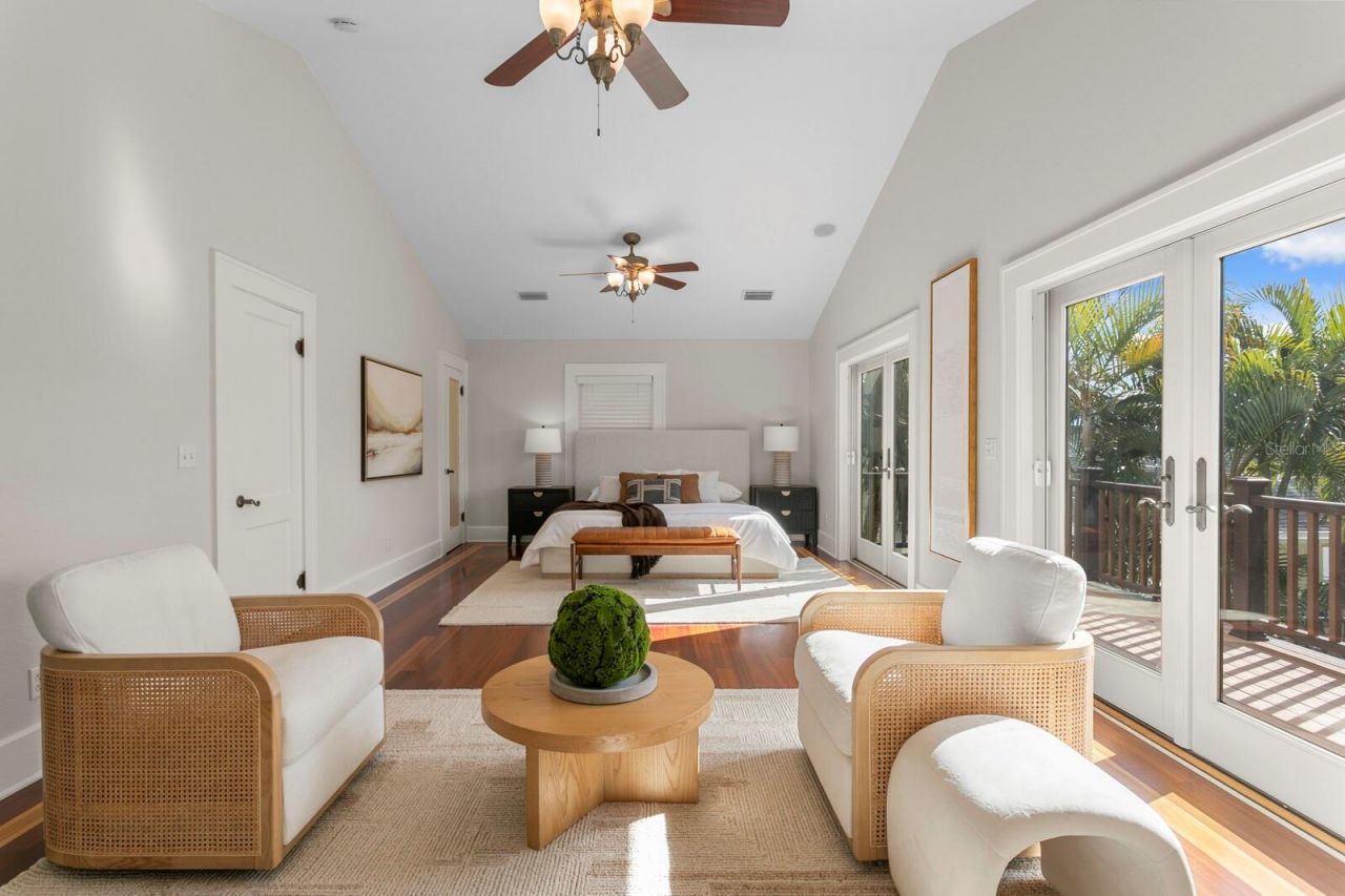 446 13th Avenue Ne, Saint Petersburg, FL 33704 Photo