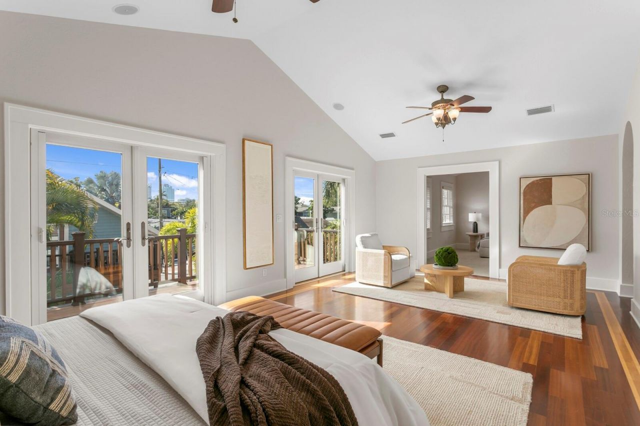 446 13th Avenue Ne, Saint Petersburg, FL 33704 Photo