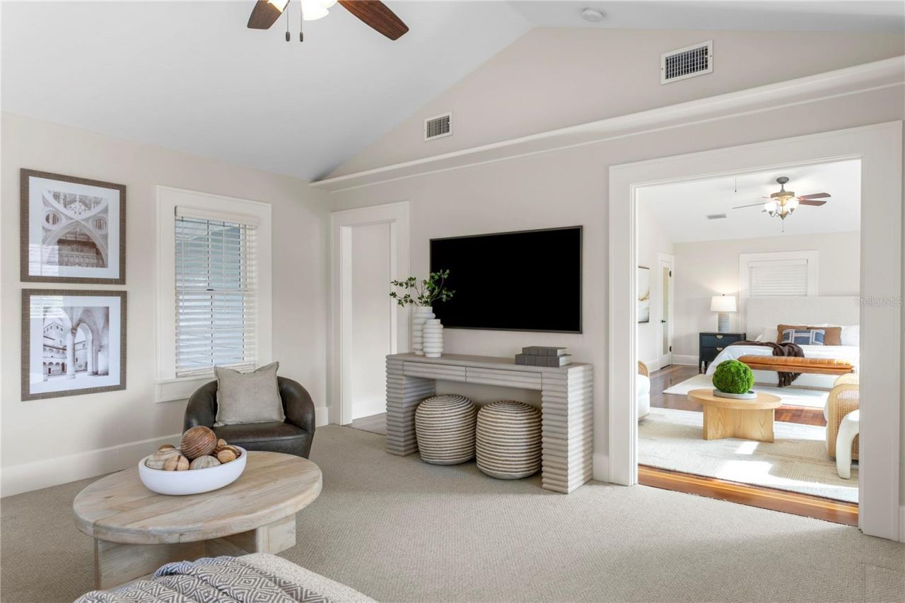 446 13th Avenue Ne, Saint Petersburg, FL 33704 Photo