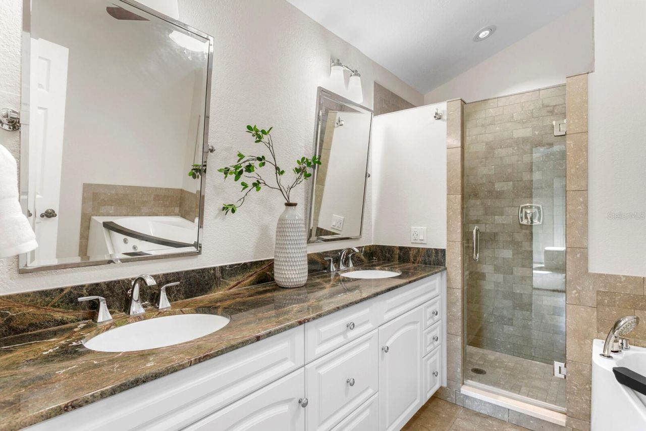 446 13th Avenue Ne, Saint Petersburg, FL 33704 Photo