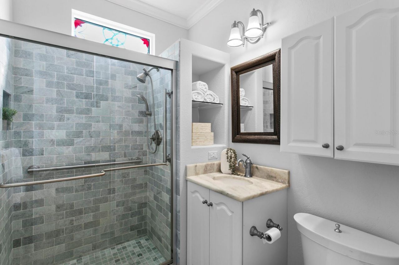 446 13th Avenue Ne, Saint Petersburg, FL 33704 Photo