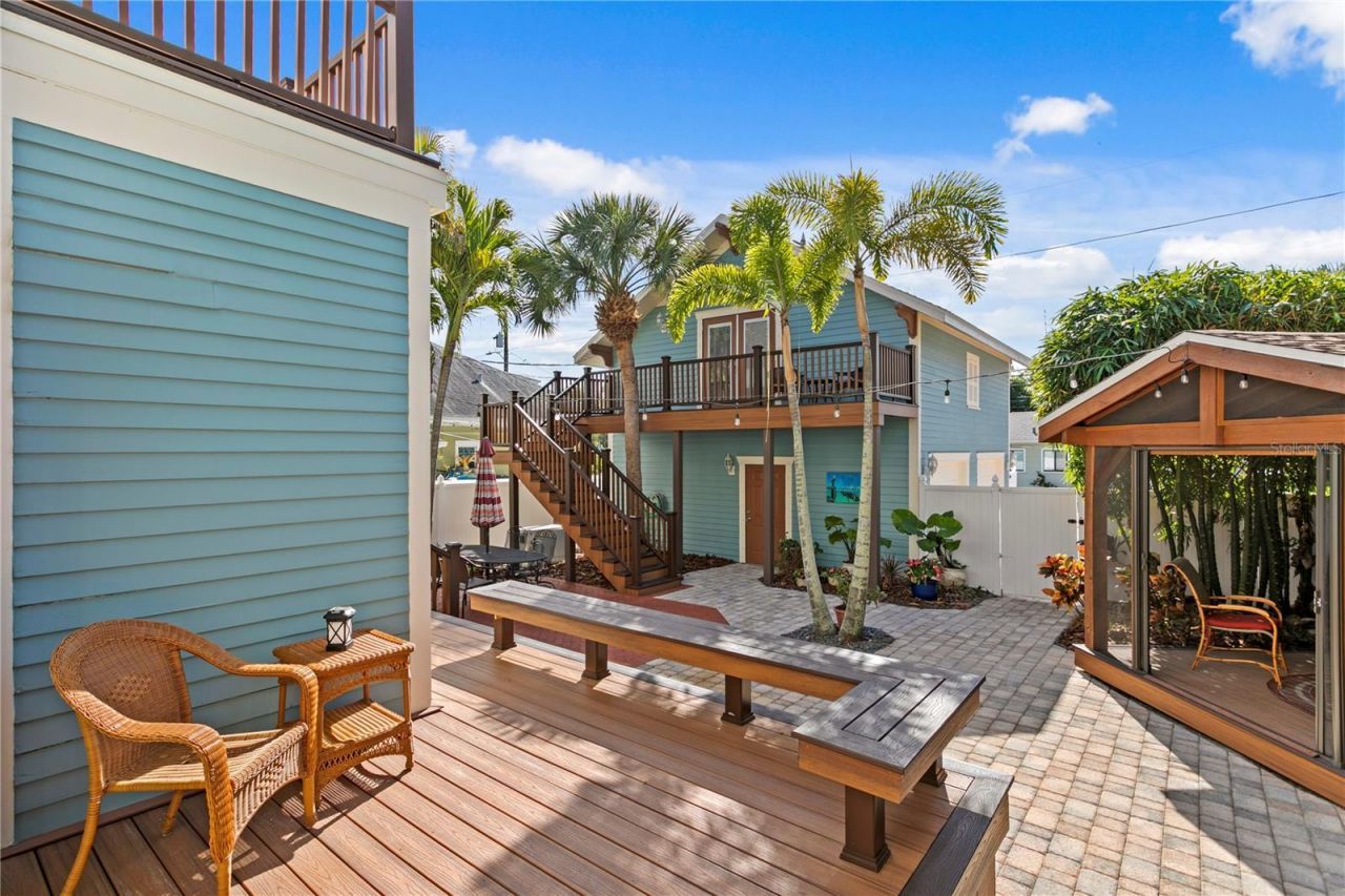 446 13th Avenue Ne, Saint Petersburg, FL 33704 Photo