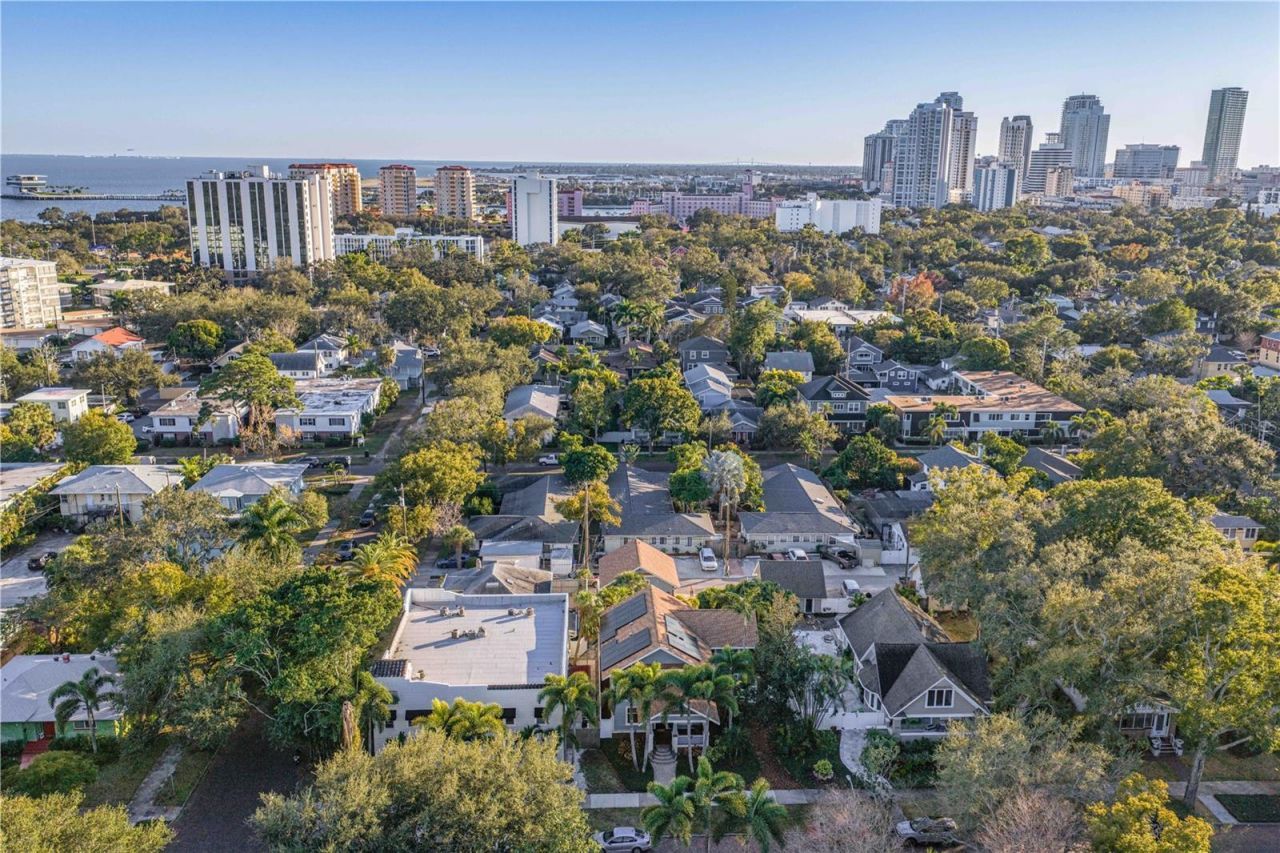 446 13th Avenue Ne, Saint Petersburg, FL 33704 Photo