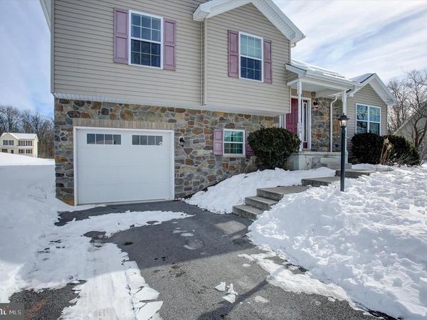 398 HYKES ROAD EAST, GREENCASTLE, PA 17225