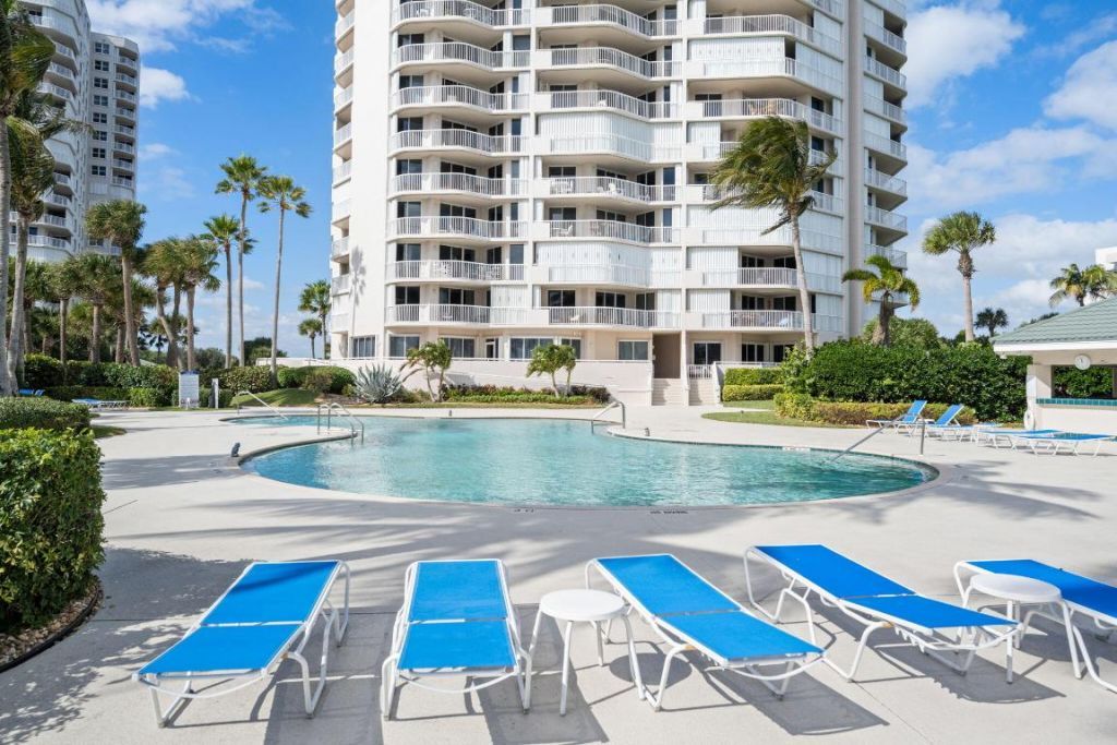 5051 N Highway A1a, Unit 12-1, Hutchinson Island, FL 34949 Photo
