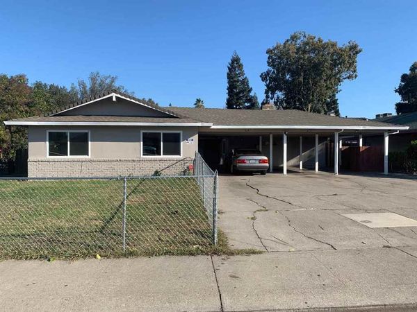 826 Astor Street, Stockton, CA 95210