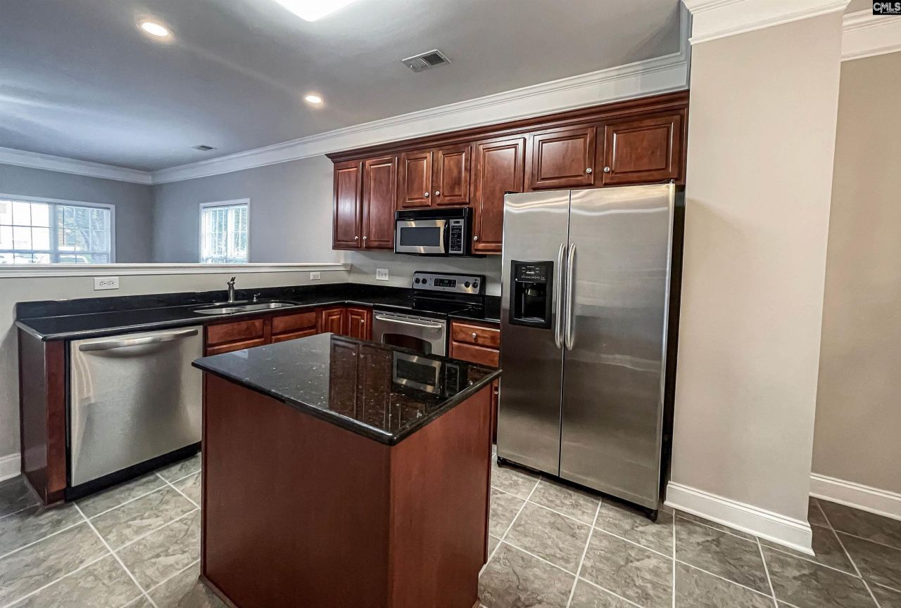 612 Lake Forest Road  Photo 11