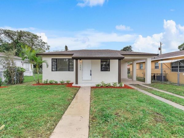 1950 NW 57th St, Miami, FL 33142