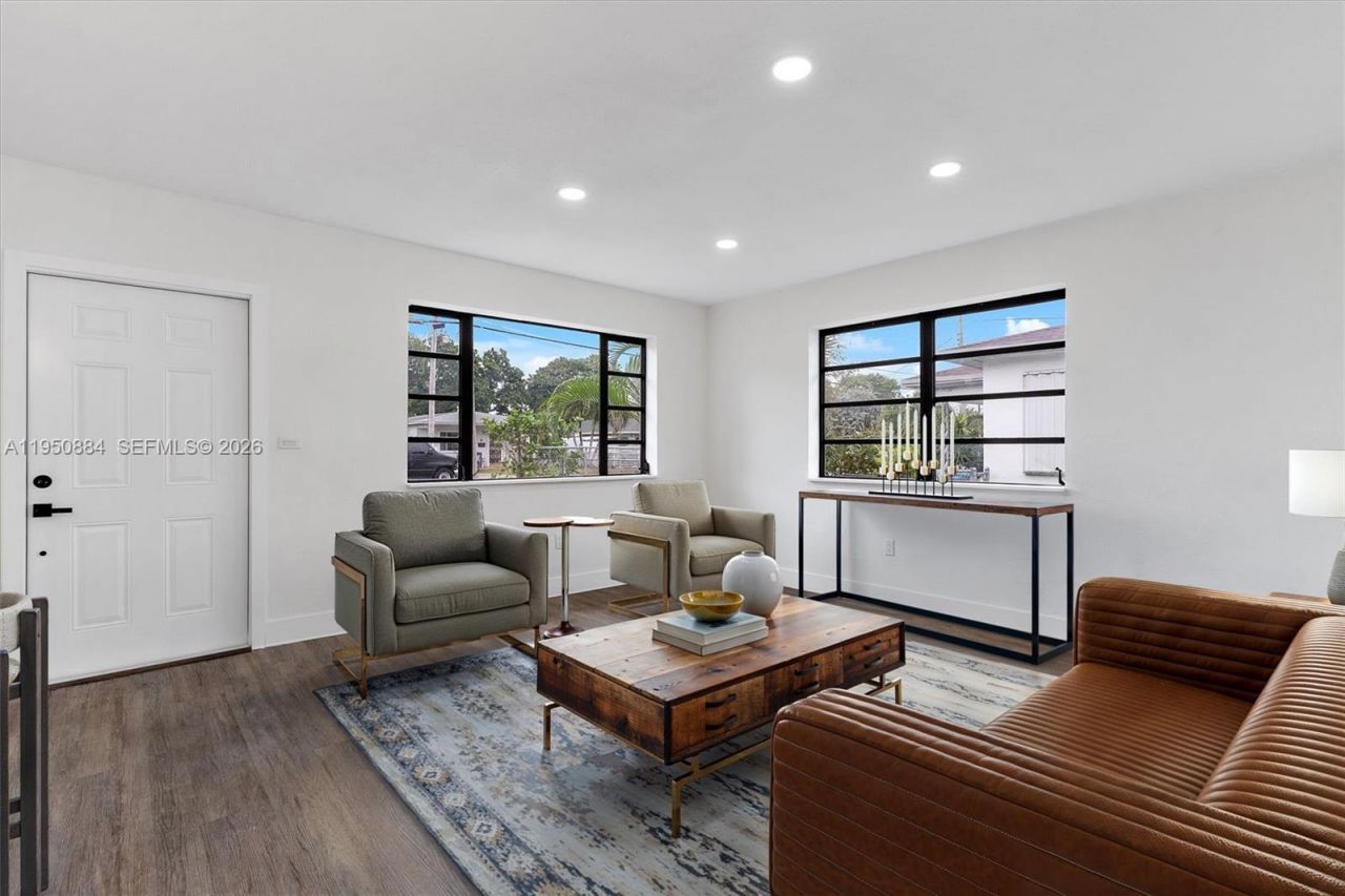 1950 NW 57th St, Miami, FL 33142 Photo