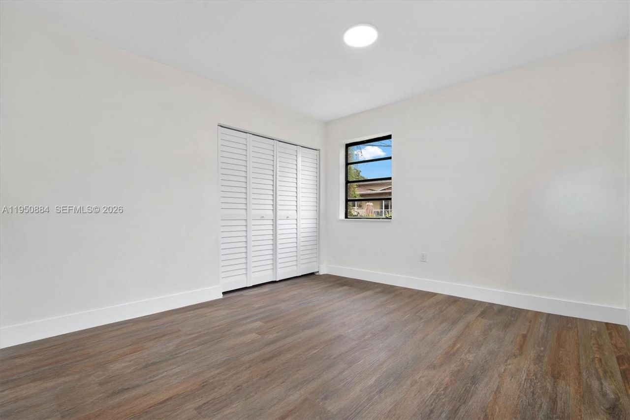 1950 NW 57th St, Miami, FL 33142 Photo