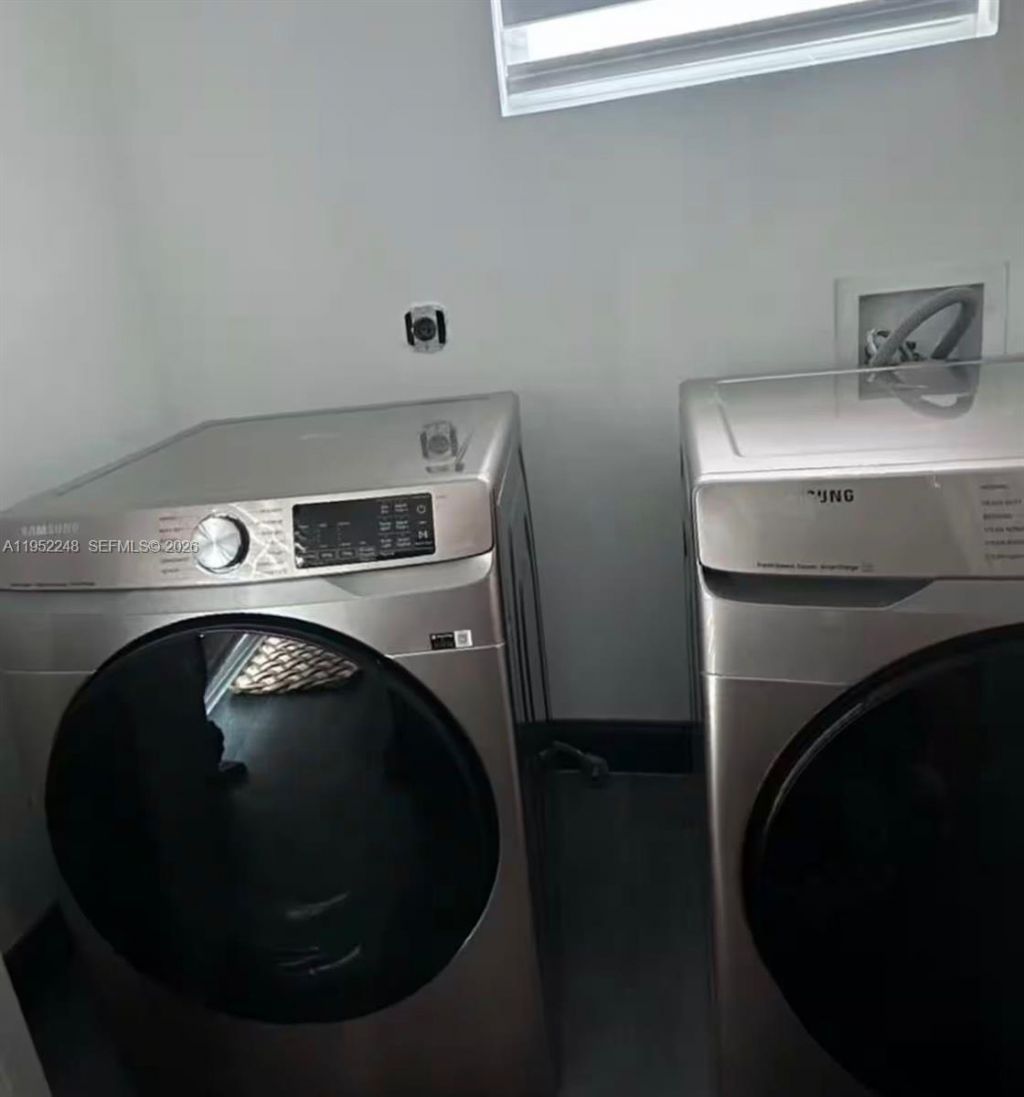 7120 SW 21st St, Miami, FL 33155 Photo