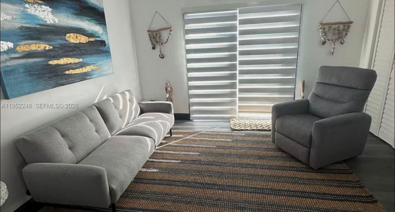 7120 SW 21st St, Miami, FL 33155 Photo