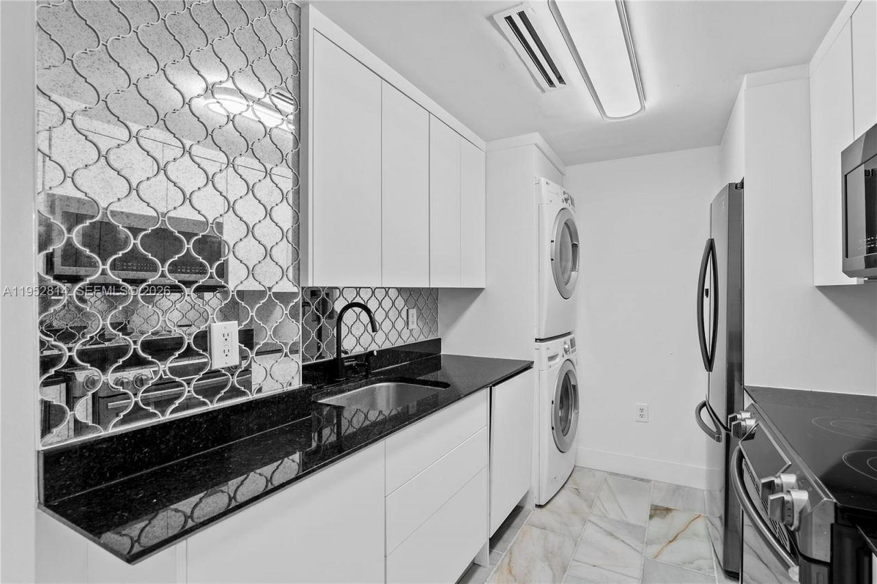 10275 Collins Ave , Unit 1035, Bal Harbour, FL 33154 Photo