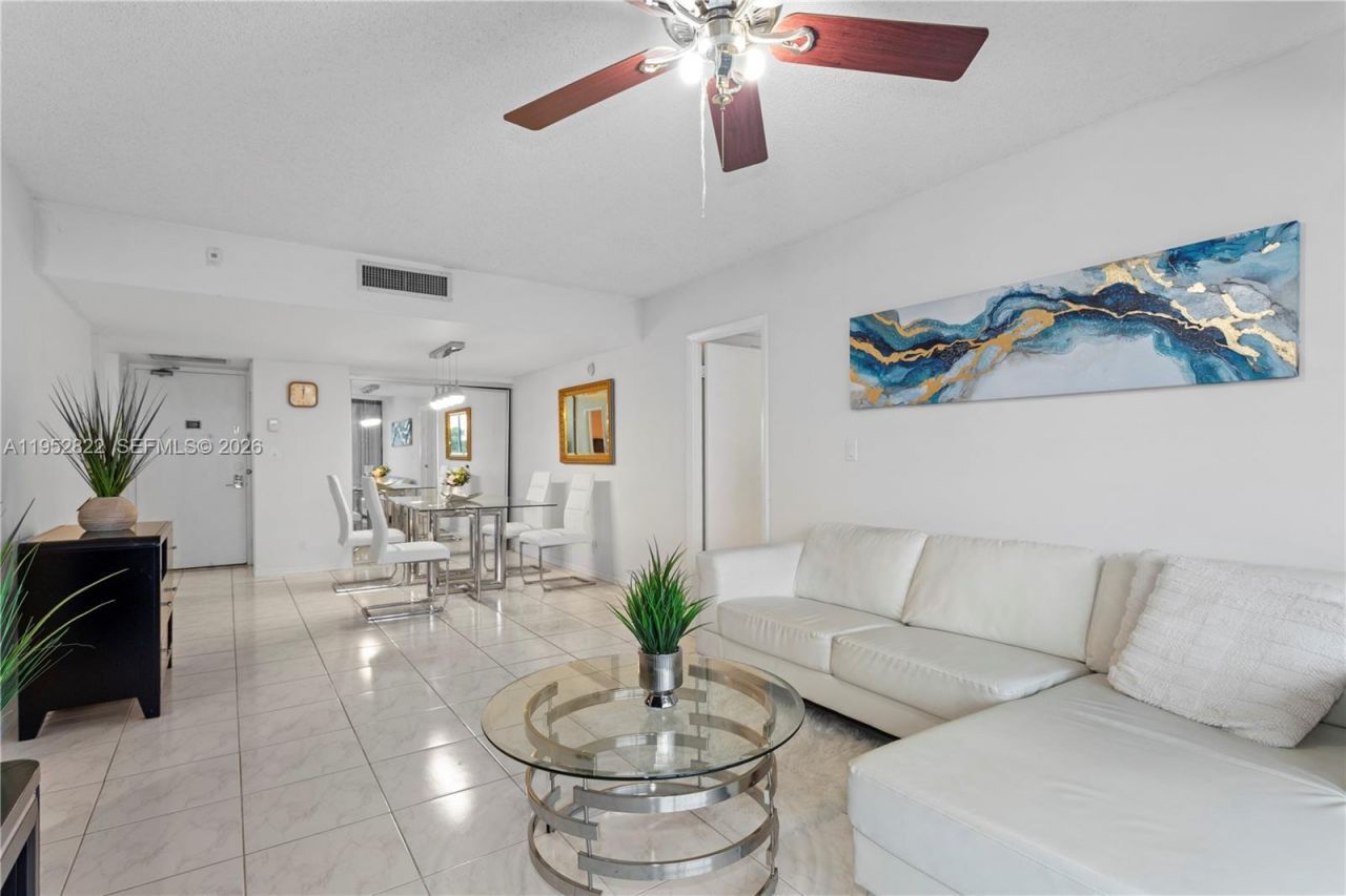 20379 W Country Club Dr, Unit 532, Aventura, FL 33180 Photo