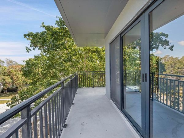 840 NE 130th Street , Unit 500, North Miami, FL 33161