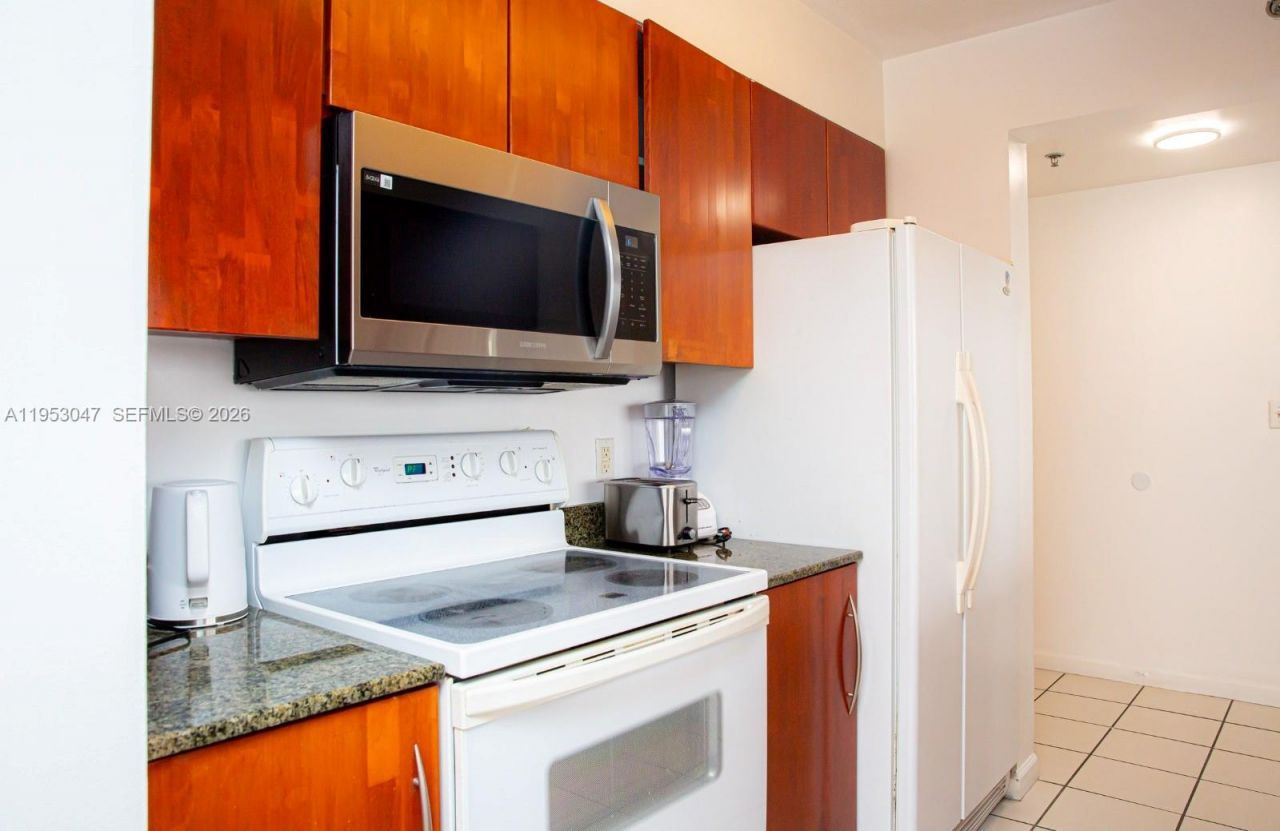 1200 Brickell Bay Dr, Unit 1901, Miami, FL 33131 Photo