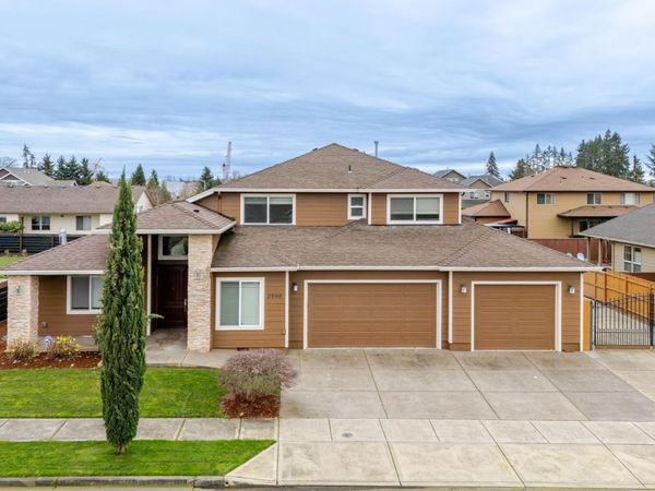 2998 NE Zuhlke Ln, Albany, OR 97321