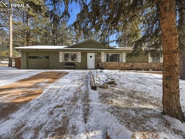 1731 Navajo Trail, Woodland Park, CO 80863