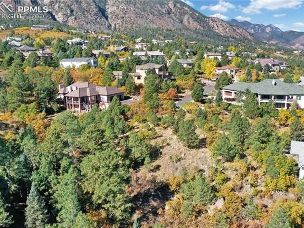 4688 Stone Manor Heights, Colorado Springs, CO 80906