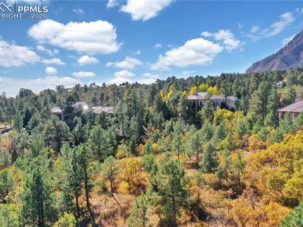 4688 Stone Manor Heights, Colorado Springs, CO 80906