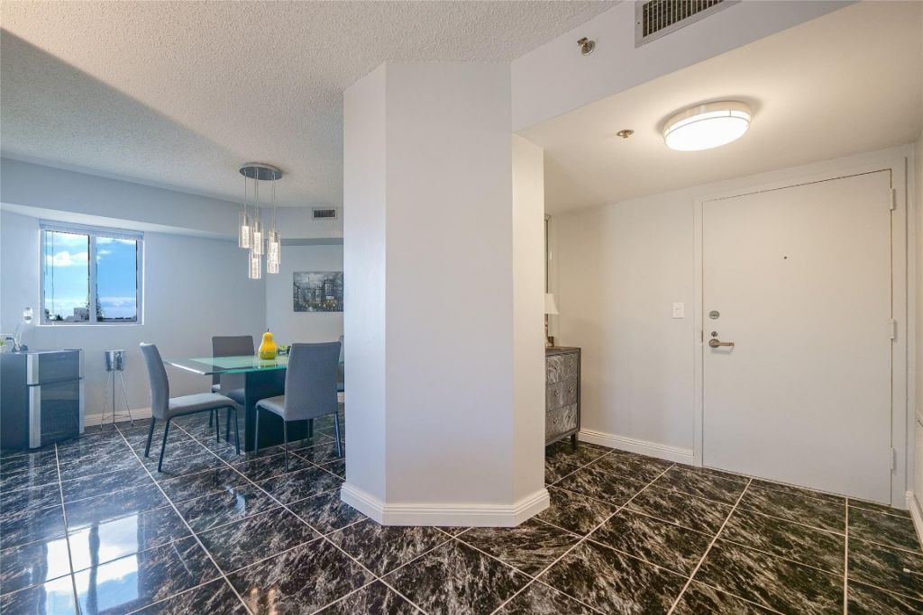 7100 Radice Court, Unit 708, Lauderhill, FL 33319 Photo