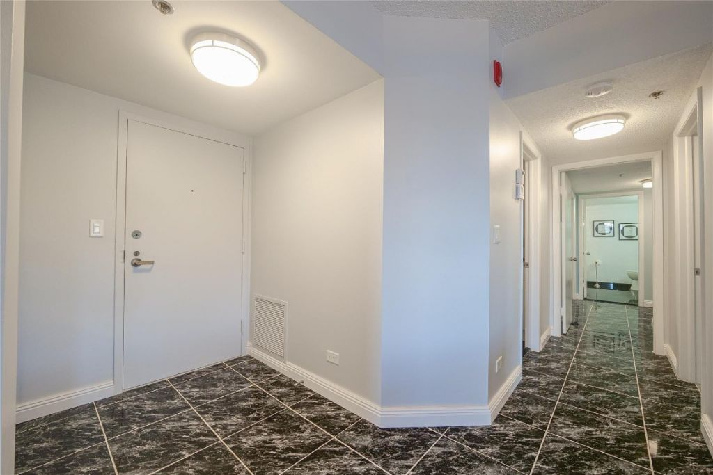 7100 Radice Court, Unit 708, Lauderhill, FL 33319 Photo