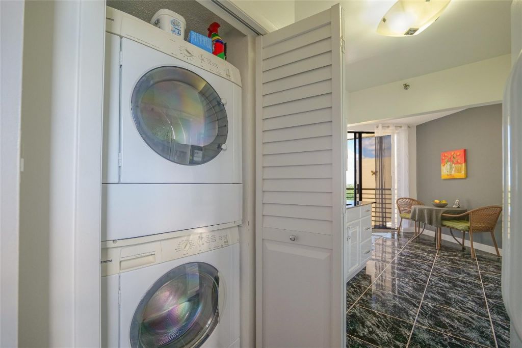 7100 Radice Court, Unit 708, Lauderhill, FL 33319 Photo