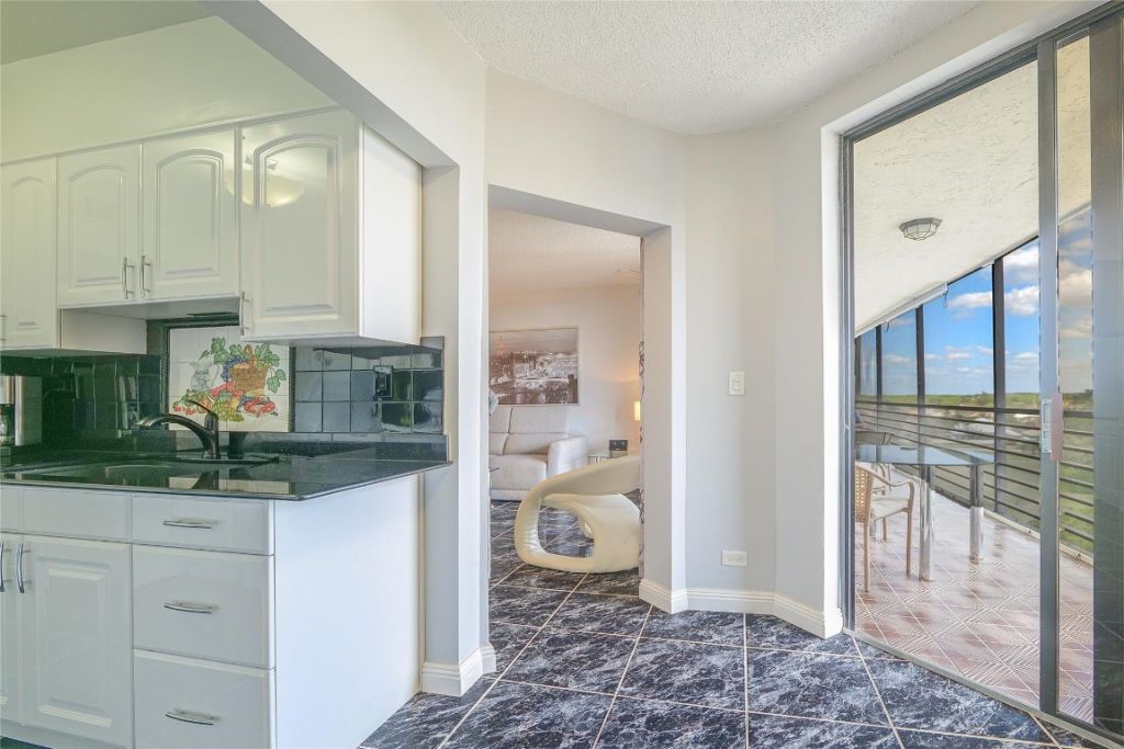 7100 Radice Court, Unit 708, Lauderhill, FL 33319 Photo