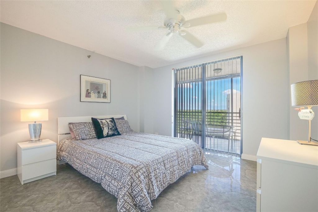 7100 Radice Court, Unit 708, Lauderhill, FL 33319 Photo