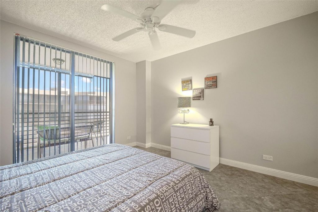 7100 Radice Court, Unit 708, Lauderhill, FL 33319 Photo