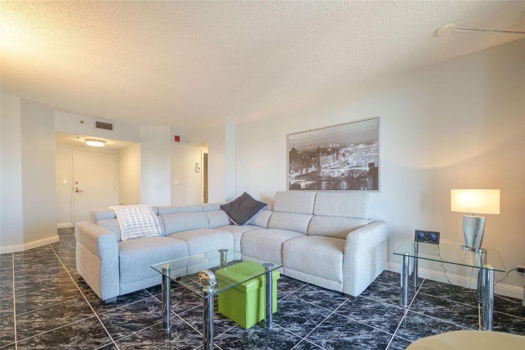 7100 Radice Court, Unit 708, Lauderhill, FL 33319 Photo