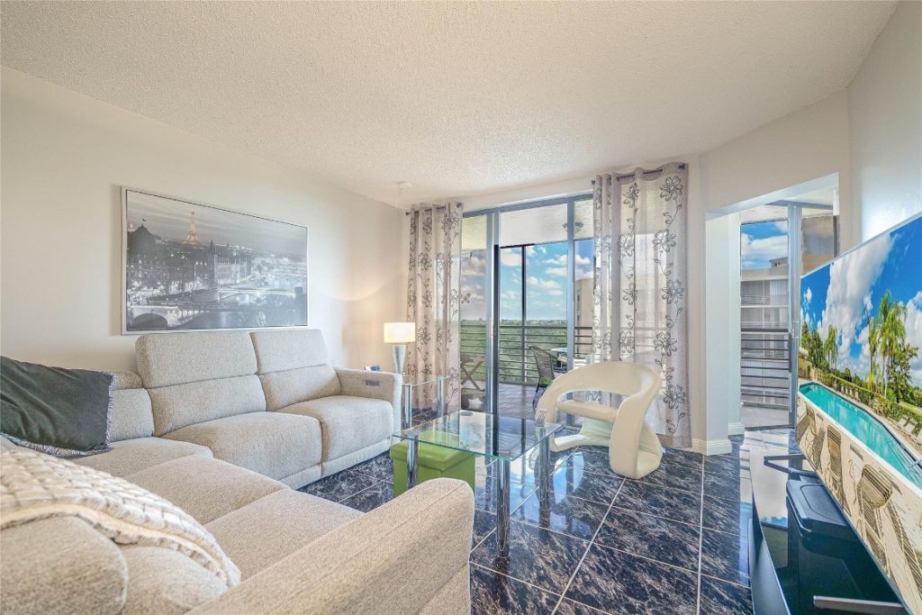 7100 Radice Court, Unit 708, Lauderhill, FL 33319 Photo