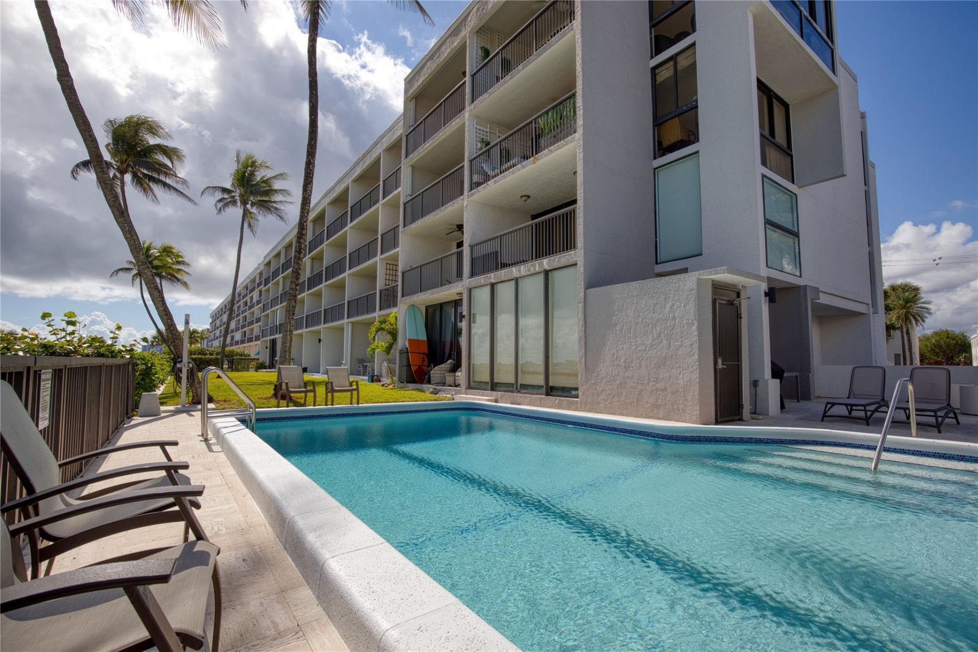 520 N Ocean Boulevard, Unit 13, Pompano Beach, FL 33062 Photo