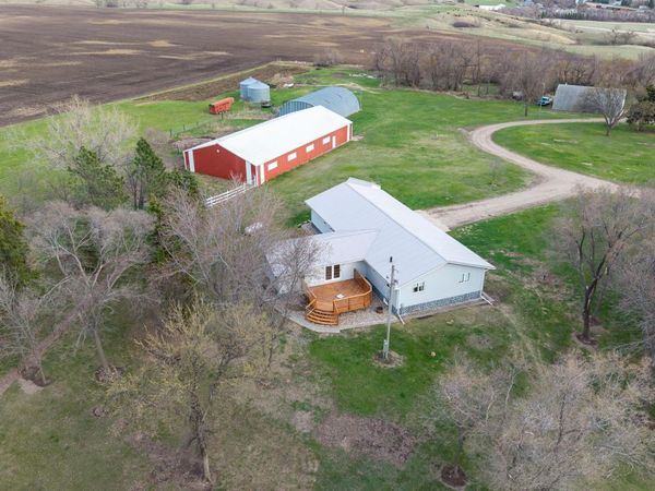 5564 County Road 63 , LaMoure, ND 58458