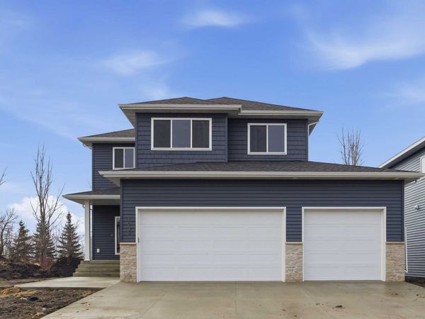 1039 61st Avenue W, West Fargo, ND 58078